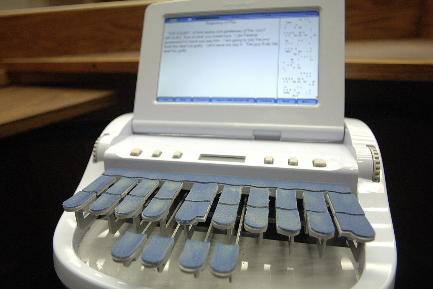 what machine does a court stenographer use - Alysia Yang