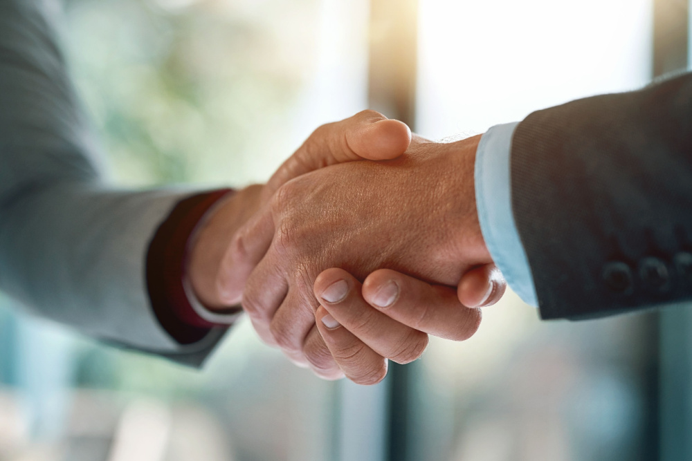How to Choose the Right Court Reporting Firm: 7 Questions to Ask Before You Hire
